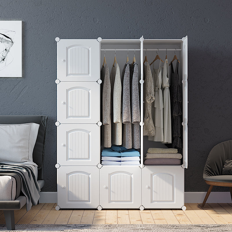 Armoire de rangement en plastique
